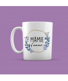 mug blanc avec une couronne écrit mamie d'amour couronne fleur