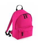 Sac à dos enfant BagBase BG125J rose pratique et confortable pour un usage quotidien.