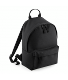 Sac à dos enfant BagBase BG125J noir léger et personnalisable pour école et activités.