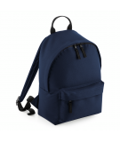 Sac à dos enfant BagBase BG125J bleu marine élégant adapté à l’école et aux loisirs.